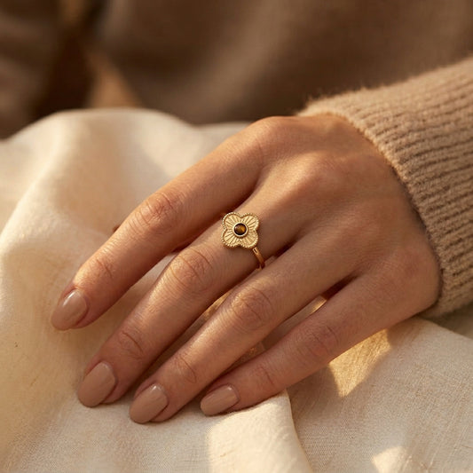 Gouden Open Ring Met Bloemmotief