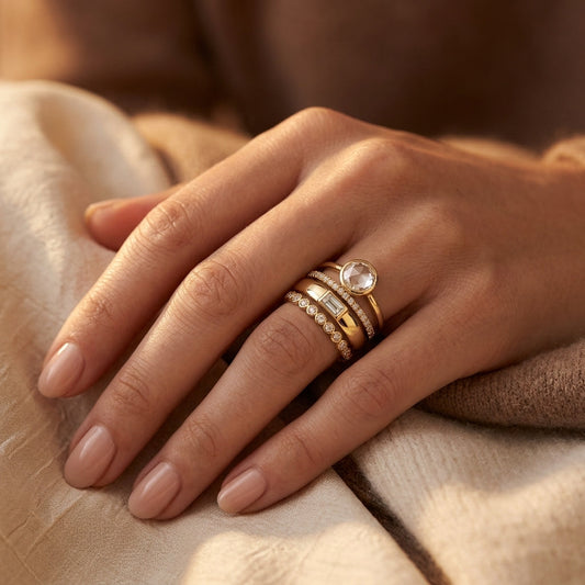Set Stapelbare Gouden Ringen Met Zetting
