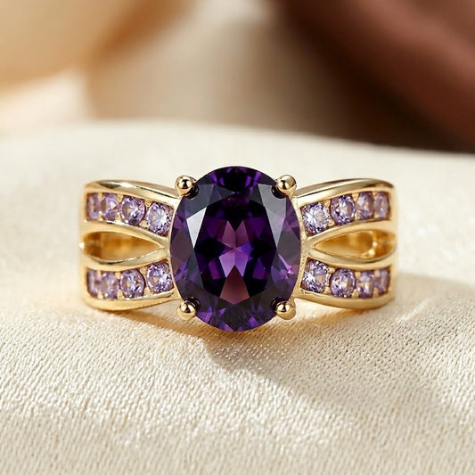 Gouden Ring Met Gespleten Band En Amethist