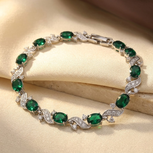 Zilverkleurige Vintage Armband Met Smaragd